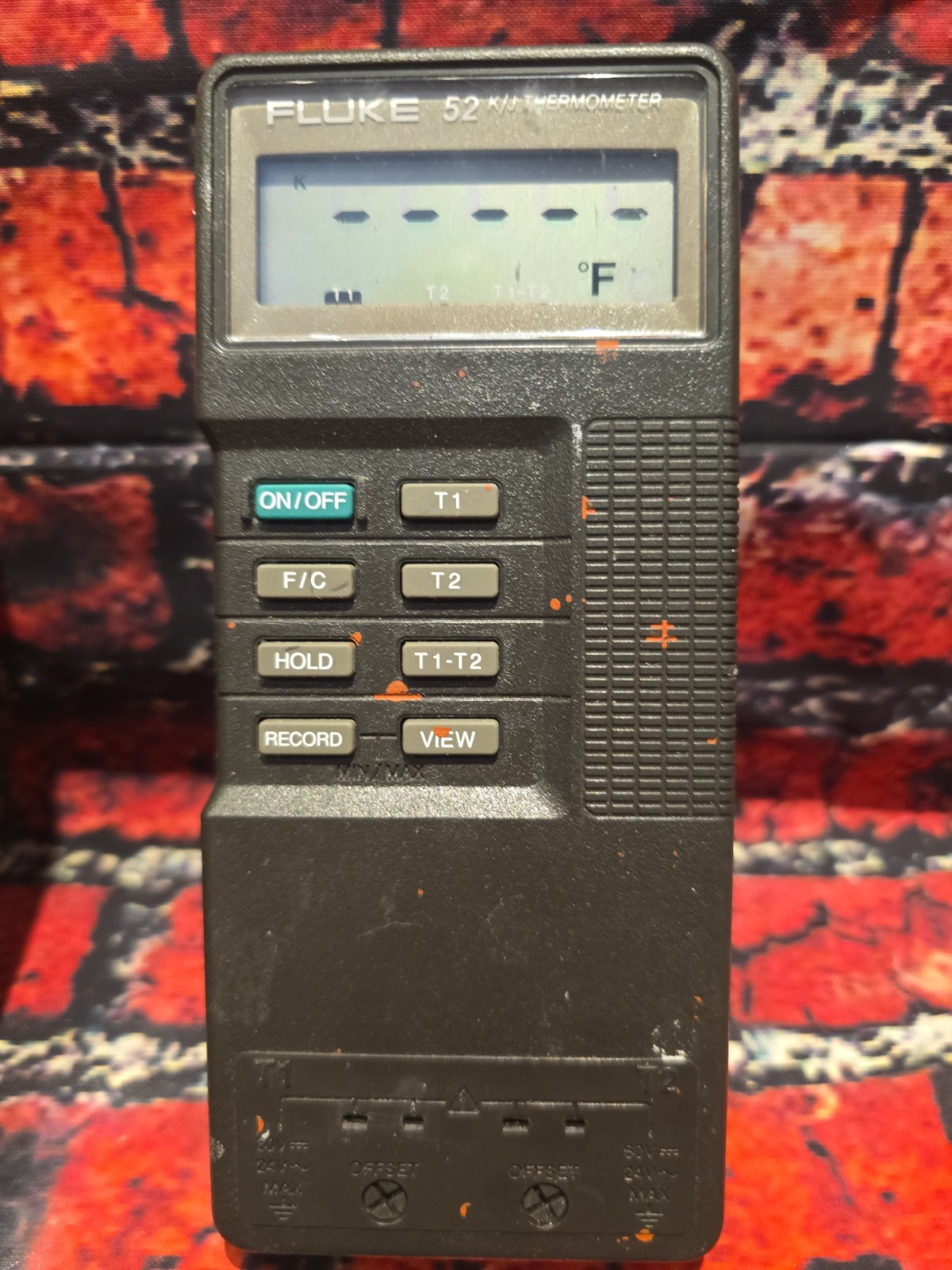 Fluke 52 K/J Thermometer – Hand Held Unit Only - TESTED - WORKING