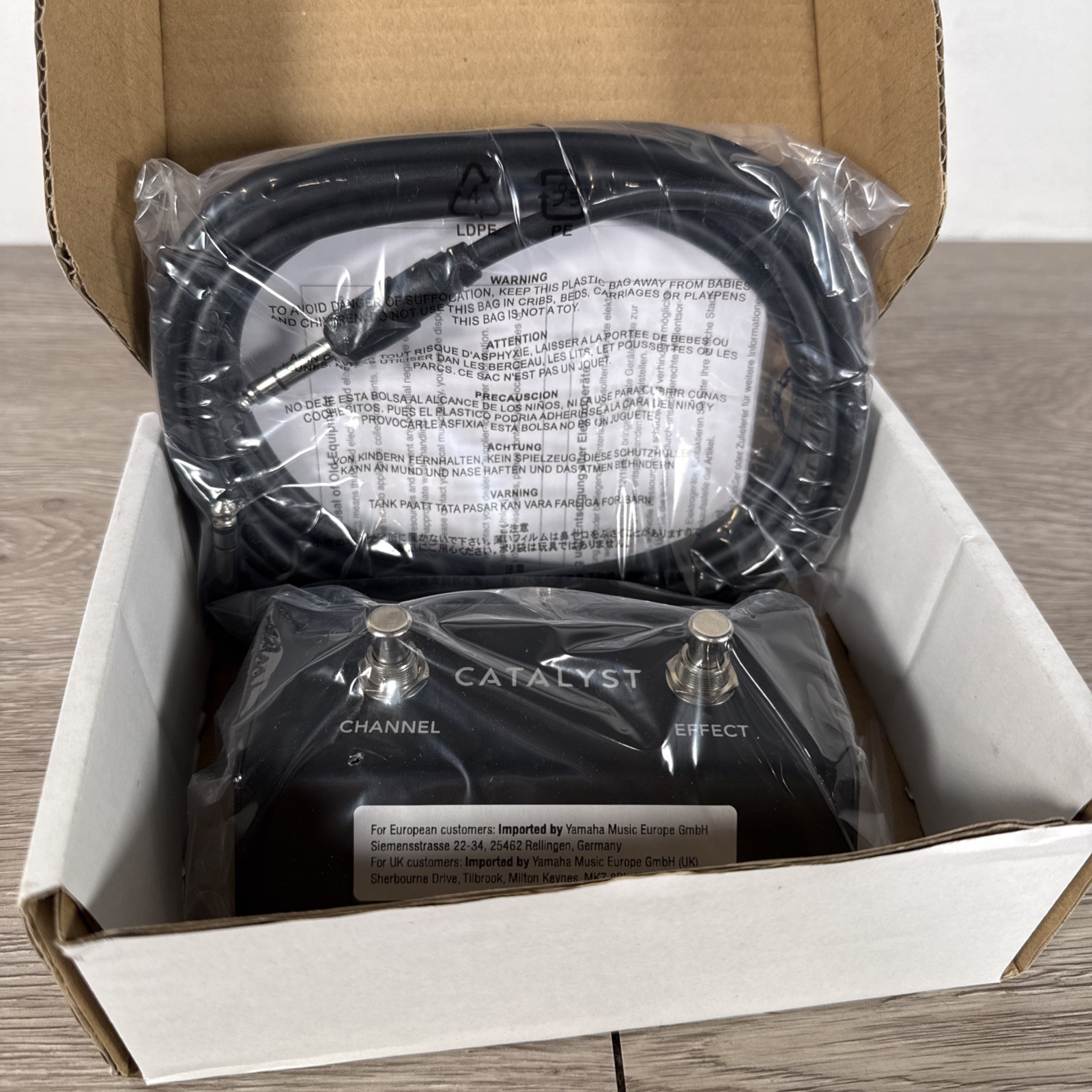 Brand New Line 6 LFS2 2-Button Latching Footswitch And Cable For Line6 Catalyst