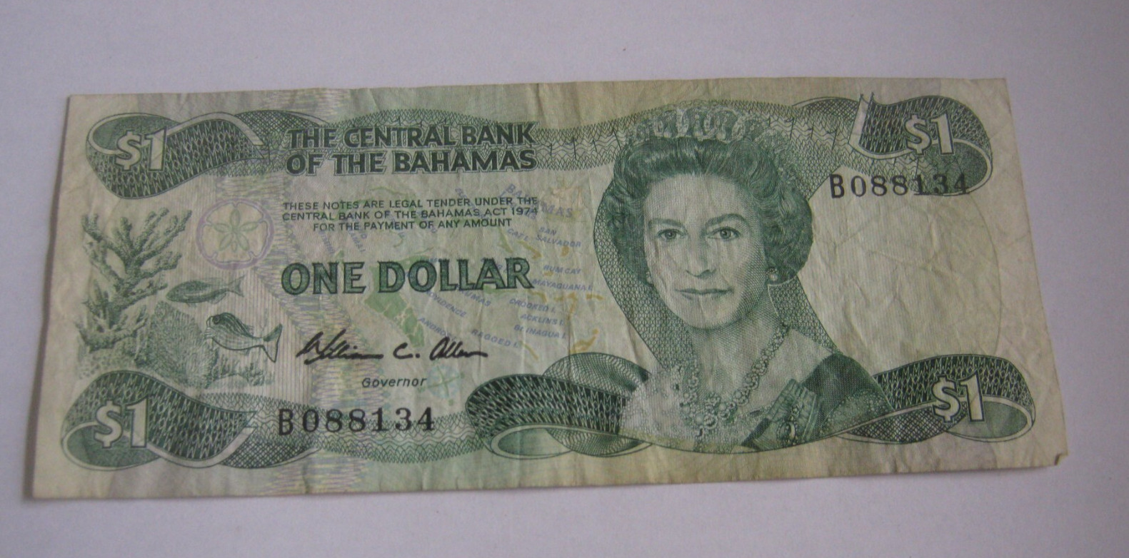 BAHAMAS One Dollar 1984 W C Allen, QEII & Police Band P#43a B088134