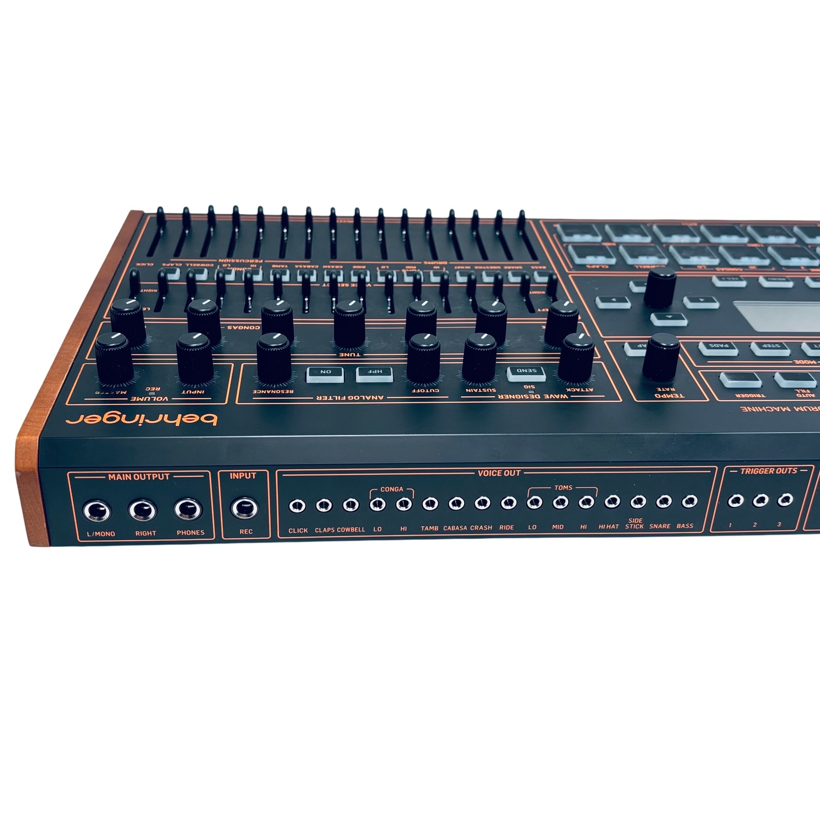 Behringer LM Drum Hybrid 8/12-Bit Sampling Drum Machine