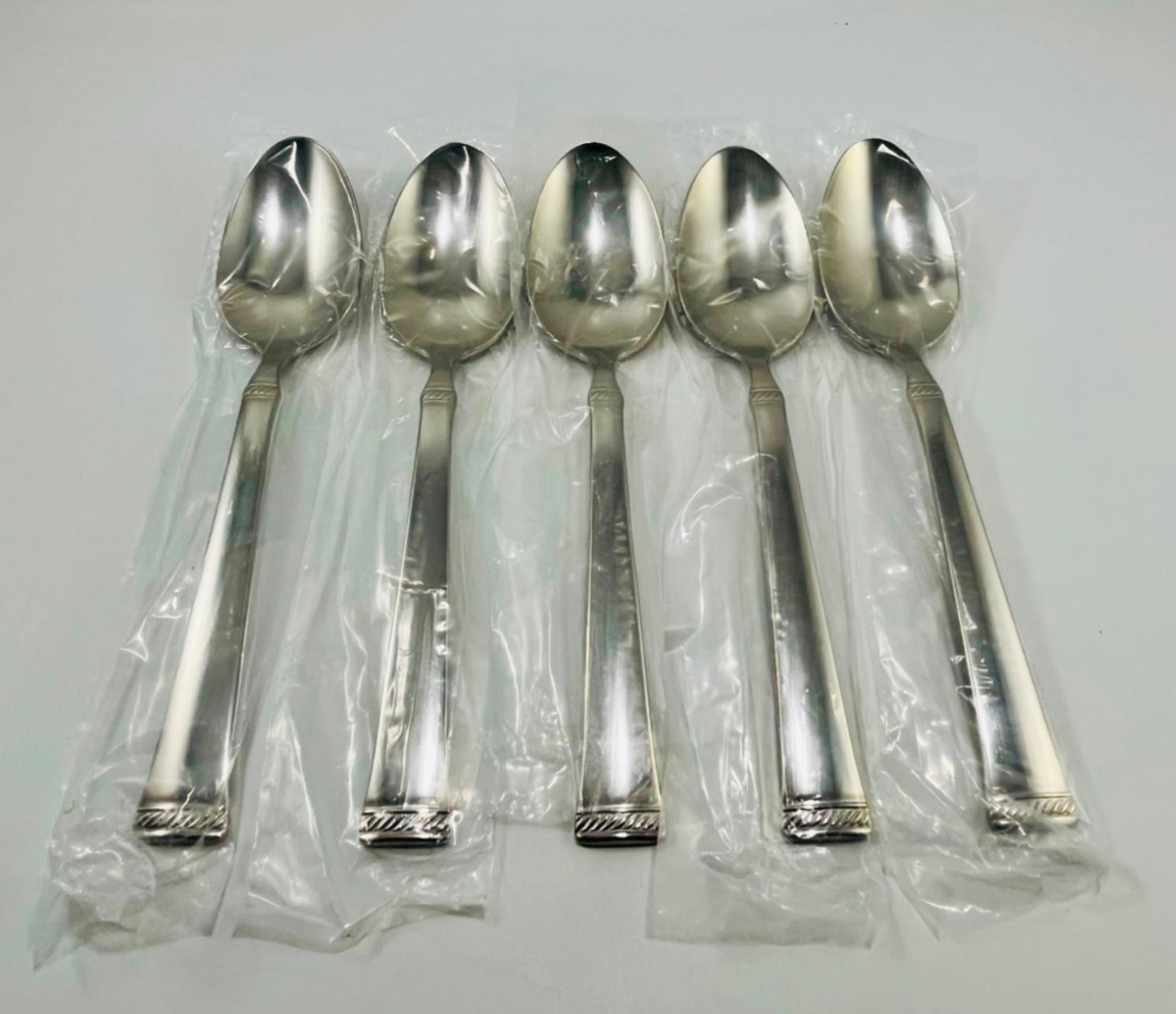MIKASA 18/10 Stainless Steel Set of 5 ROPE Glossy Soup Spoons 7.75" New