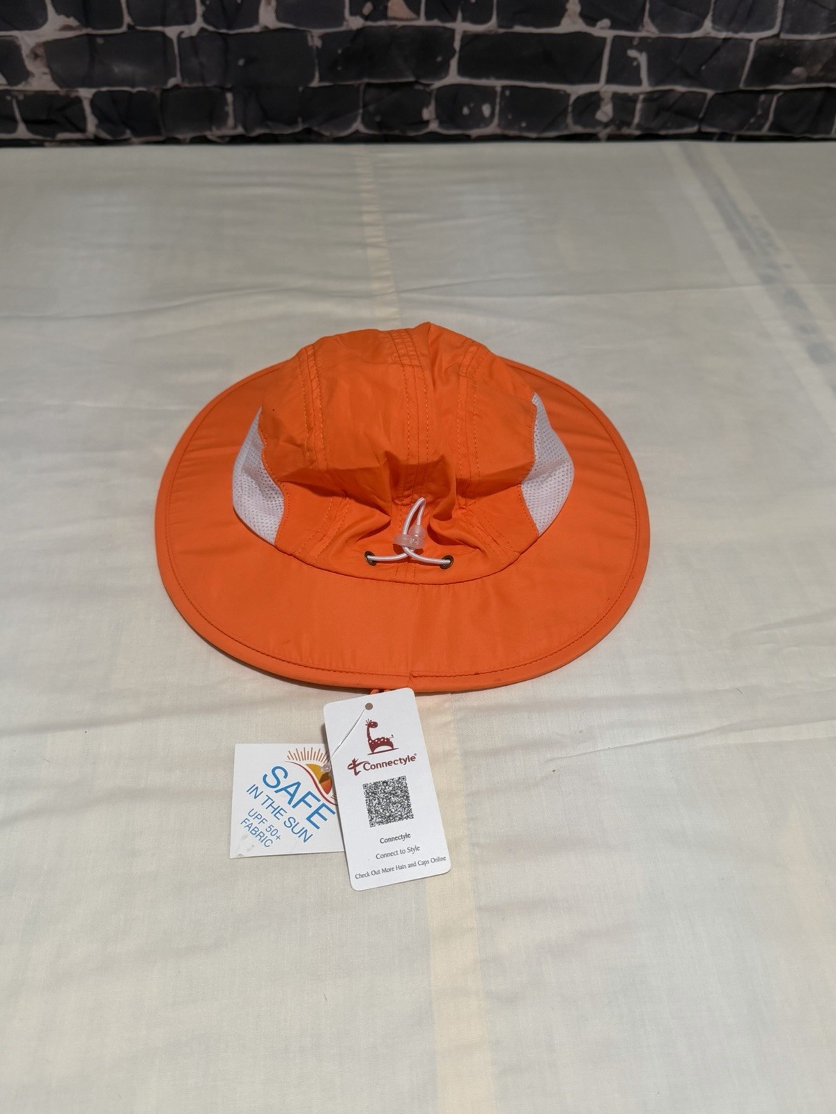 Connectyle Orange Wide Brim Sun Hat UPF 50+ Adjustable Mesh Vent Bucket Hat NWT