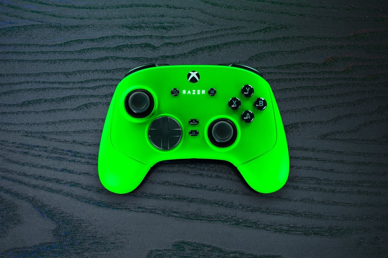 Razer Wolverine V3 Pro Controller for Xbox and PC Green Certified Refurbished