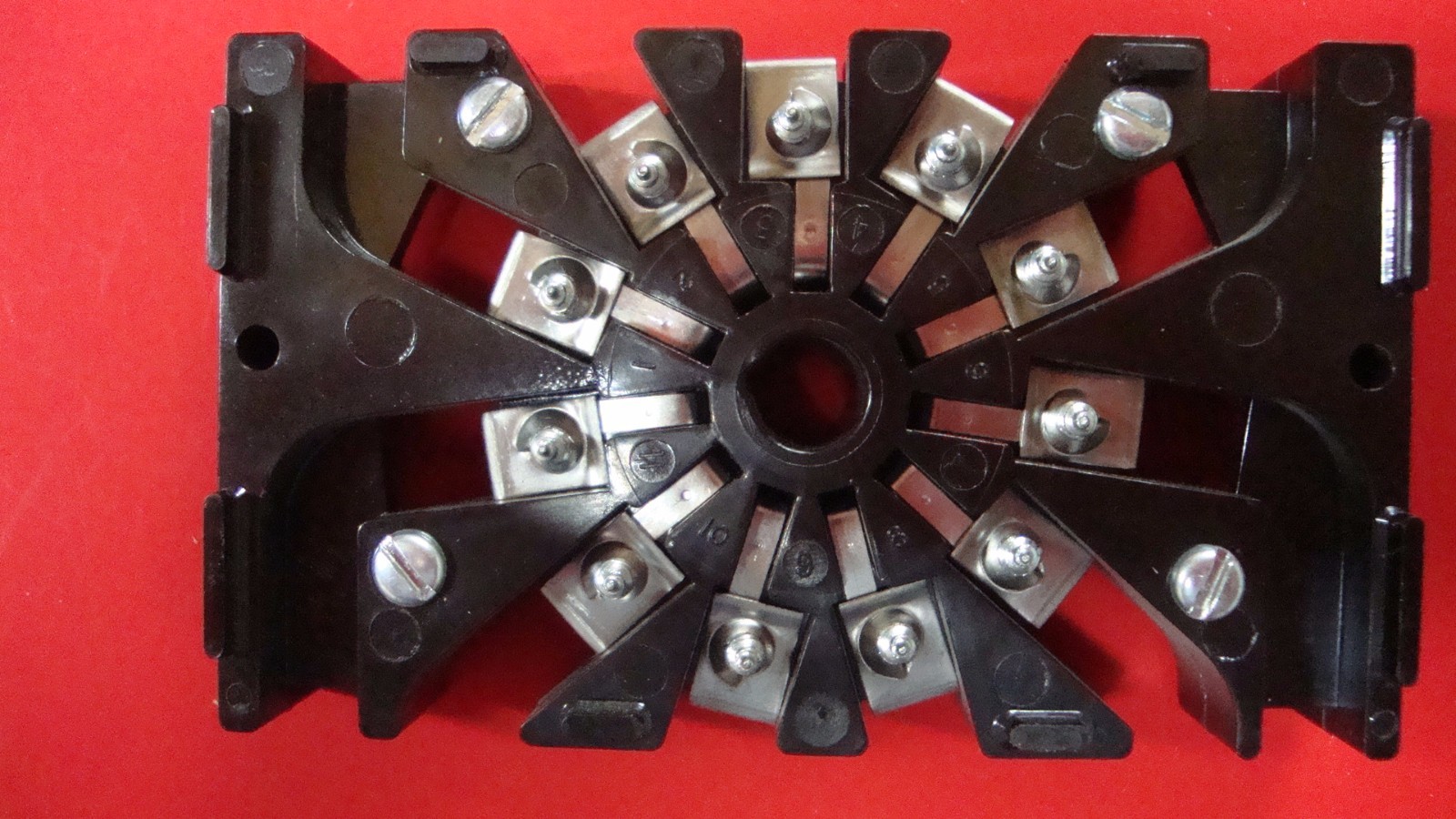 Amphenol 11 Pin Relay Socket
