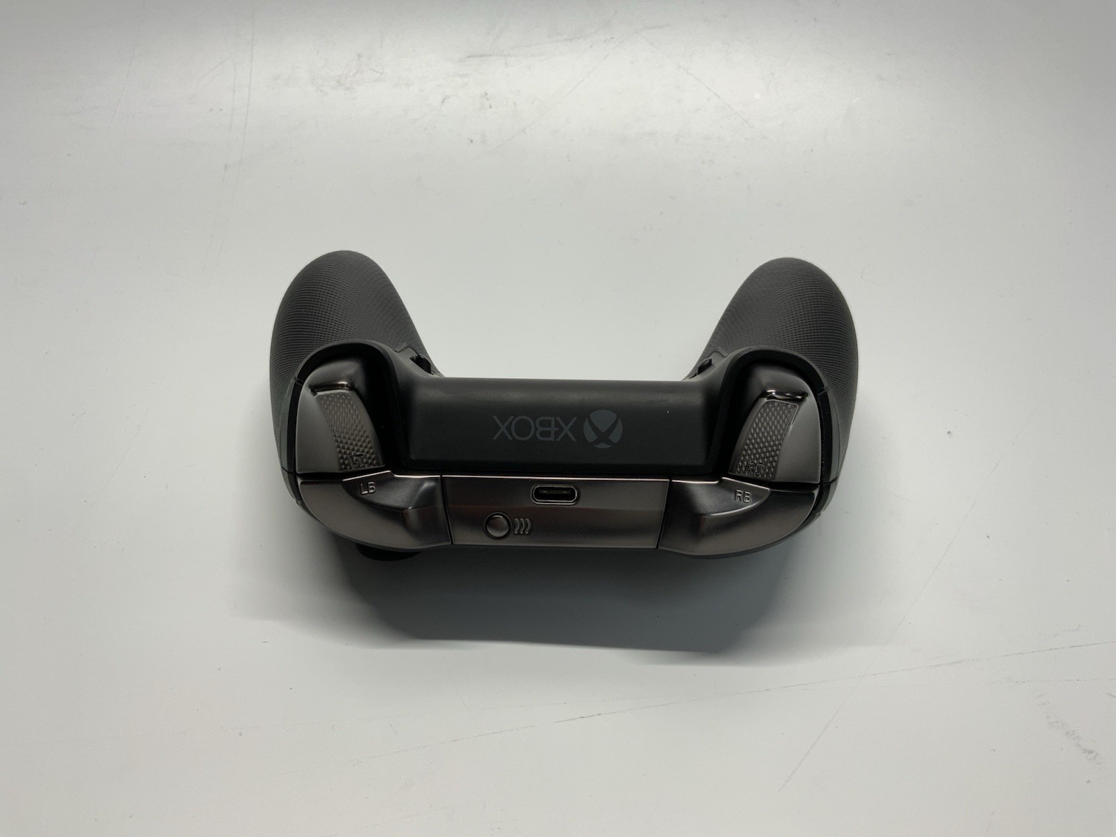 Xbox Elite Controller Series 2 With Carrying Case NO CORD