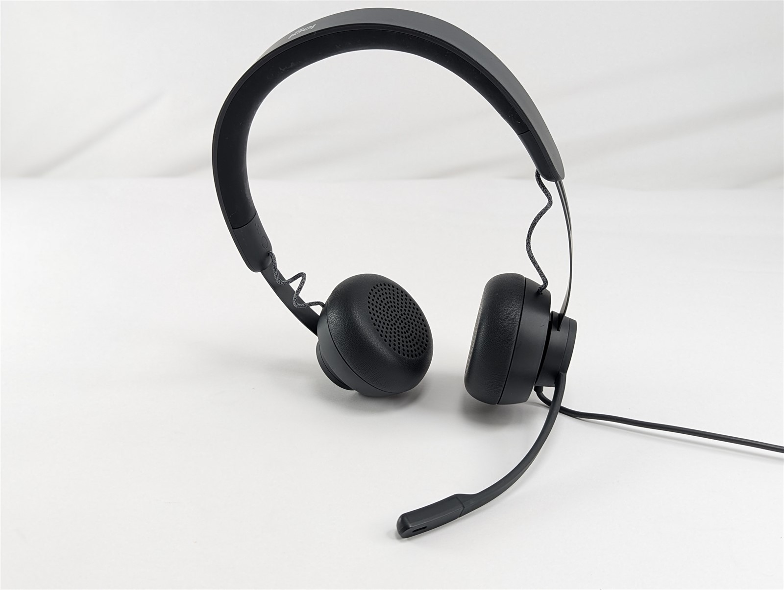 Logitech Zone Wired USB Headset Noise Cancelling Microphone USB-A Adapter