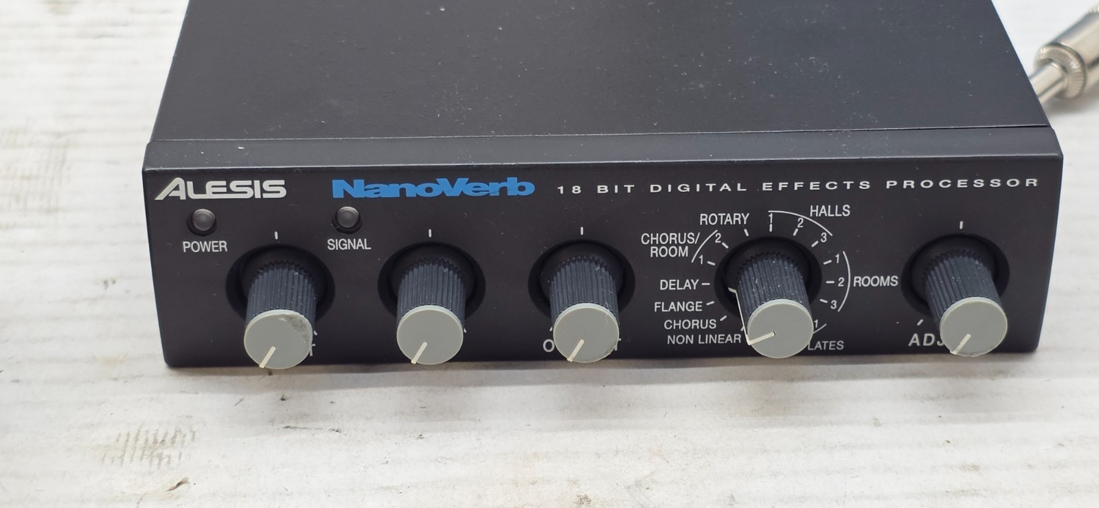 ALESIS NANOVERB 18 BIT DIGITAL EFFECTS PROCESSOR POWER PACK MANUAL DRUMS GUITAR