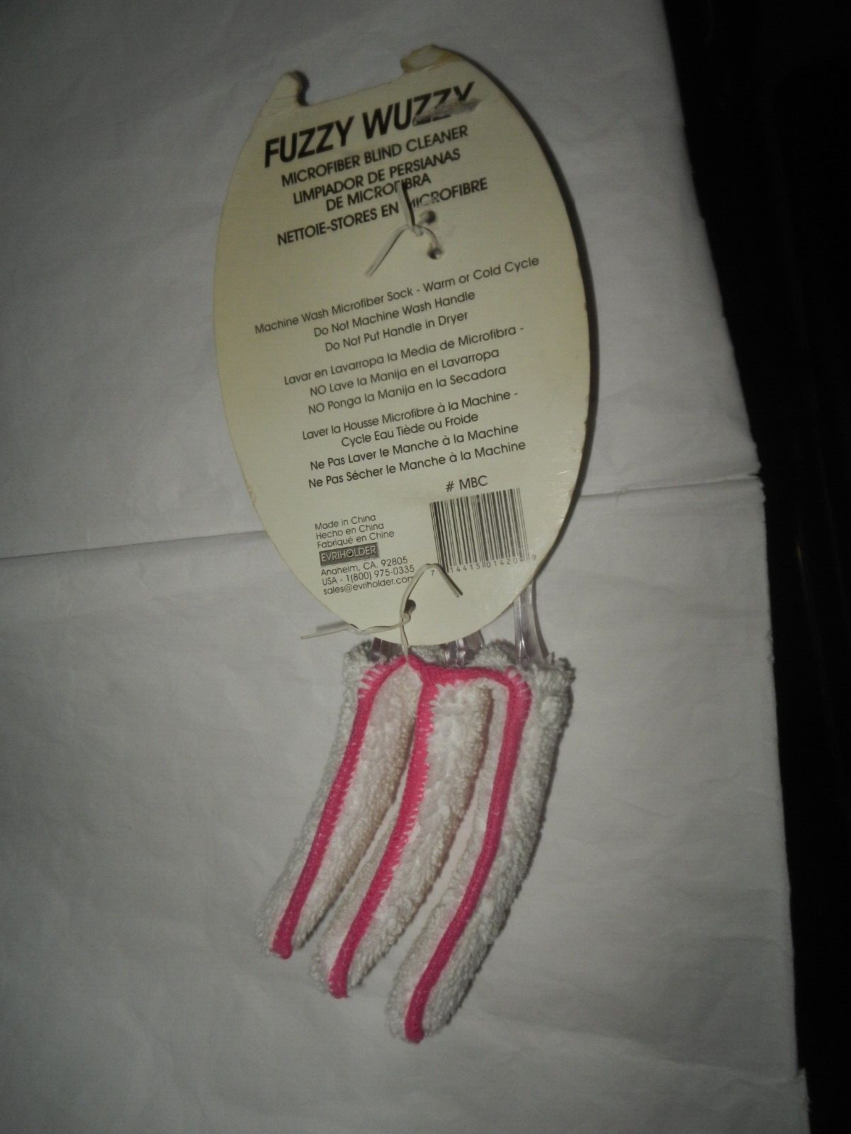 Fuzzy Wuzzy Microfiber Pink/White Blind Duster/Cleaner 8.5" NEW