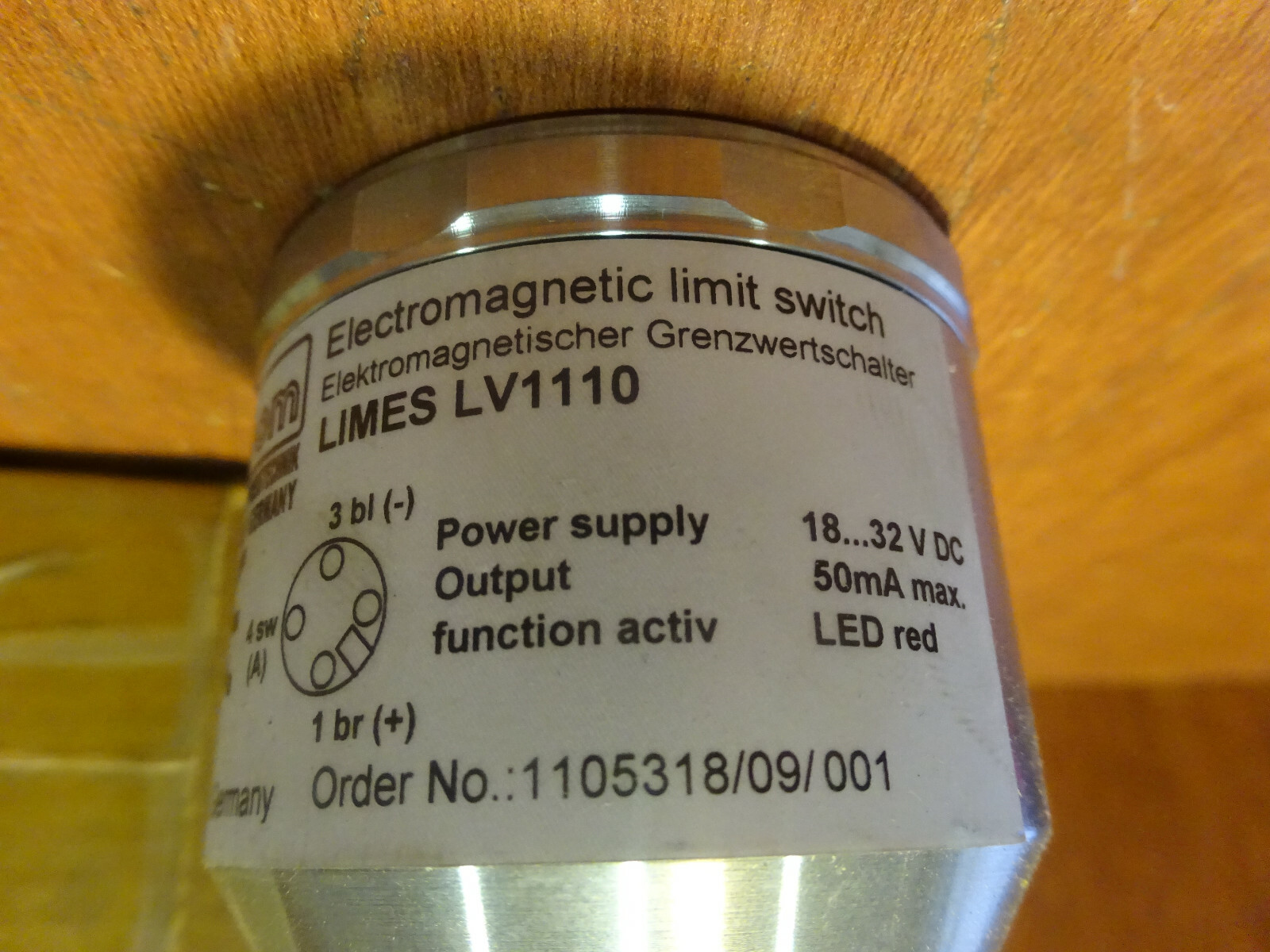Labom electromagnetic limit switch lives LM1110