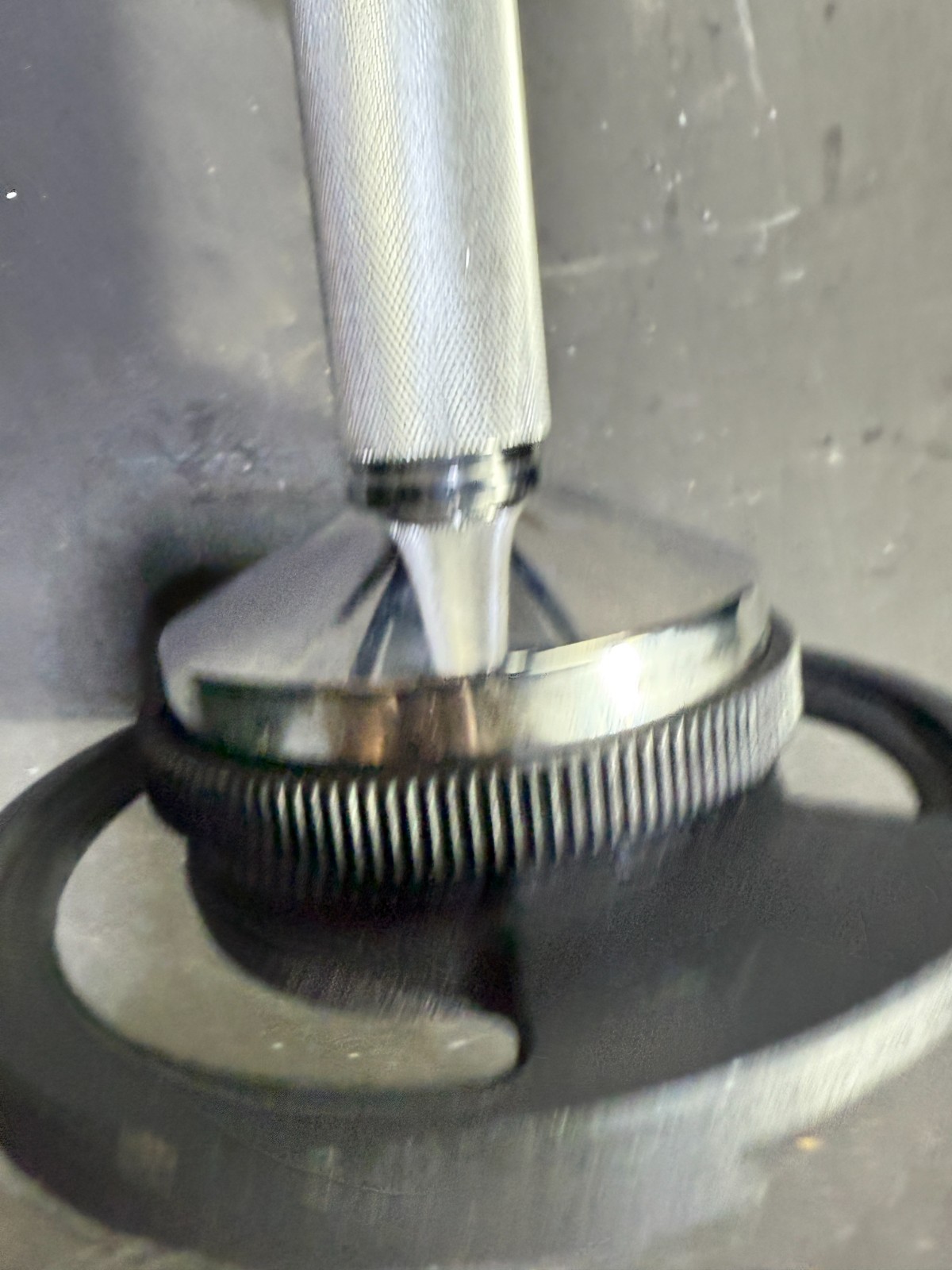 single Snode Drop-proof Cast Iron Adjustable Dumbbell with no extra weights
