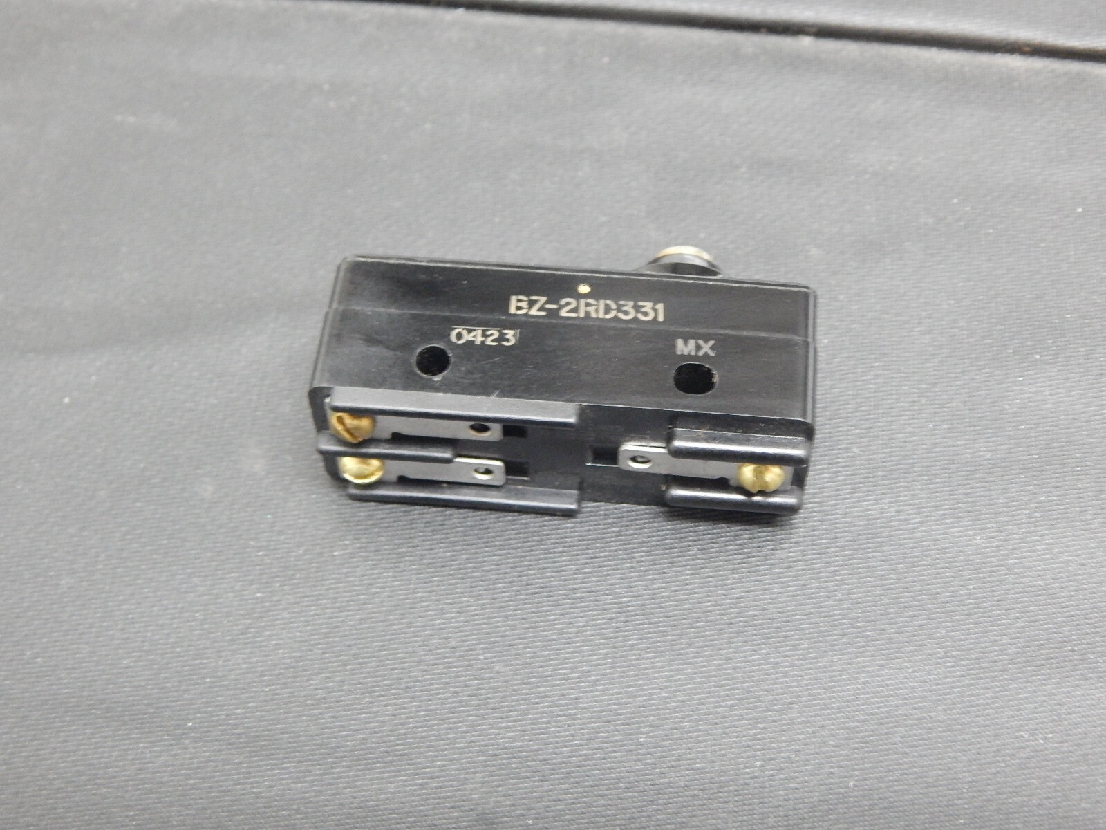 HONEYWELL MICROSWITCH BZ-2RD331 PUSH BUTTON SWITCH - USA SELLER FAST SHIPPING