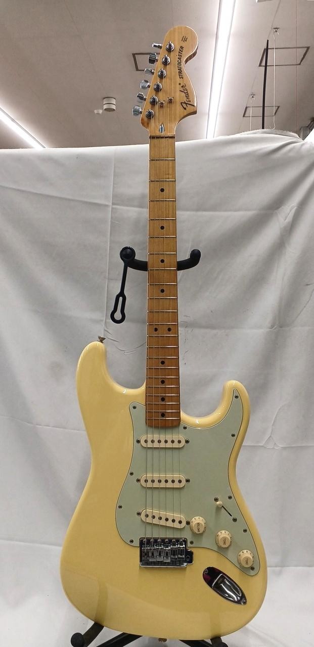 FENDER JAPAN ST72-55 OWT/OLYMPIC WHITE Electric Guitar