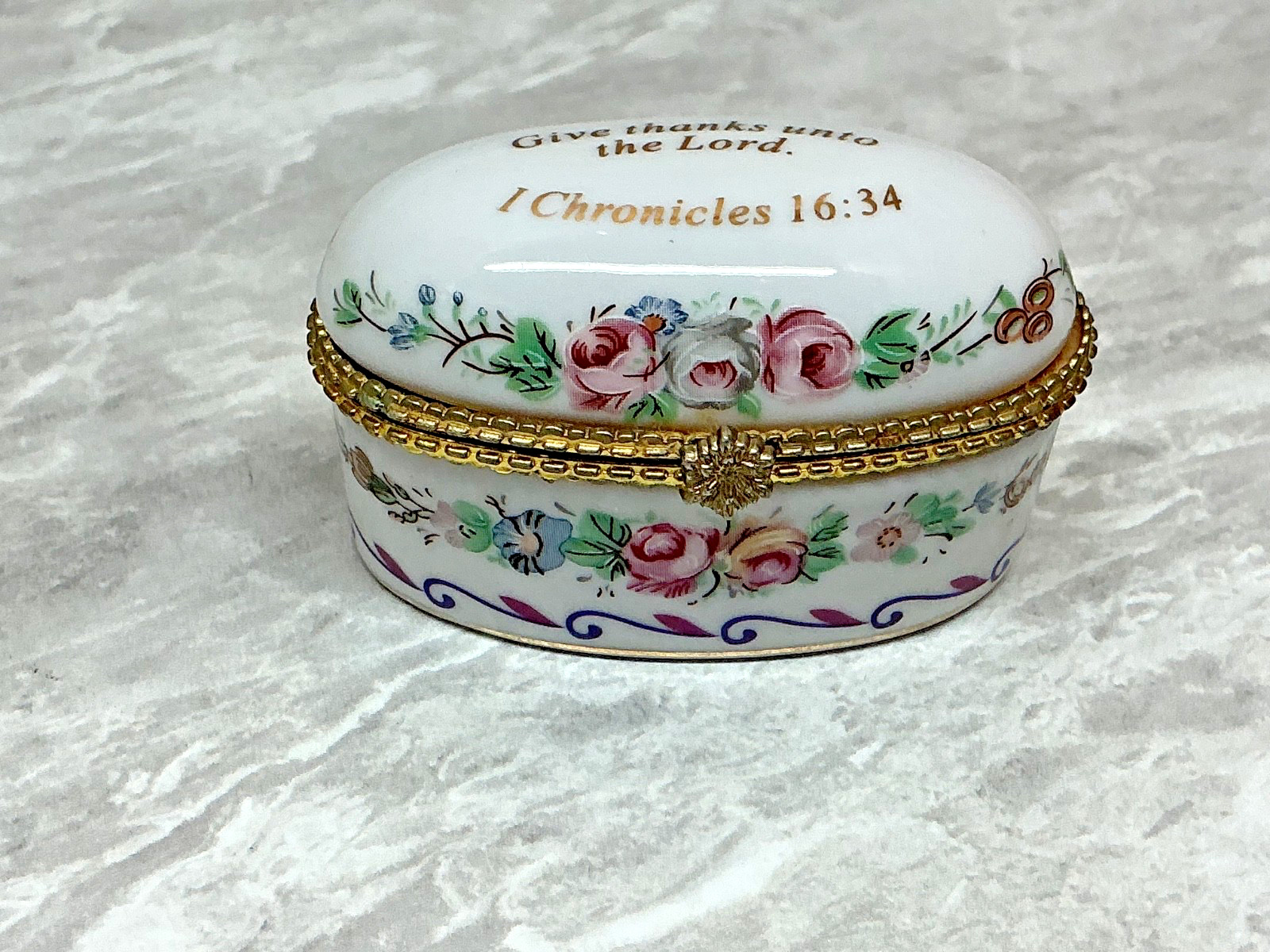 Imperial Porcelain Trinket Box w/Scripture Give Thanks Unto The Lord