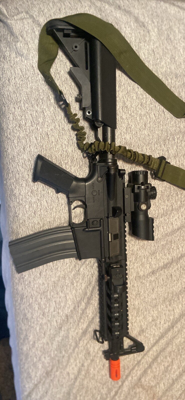 airsoft gun