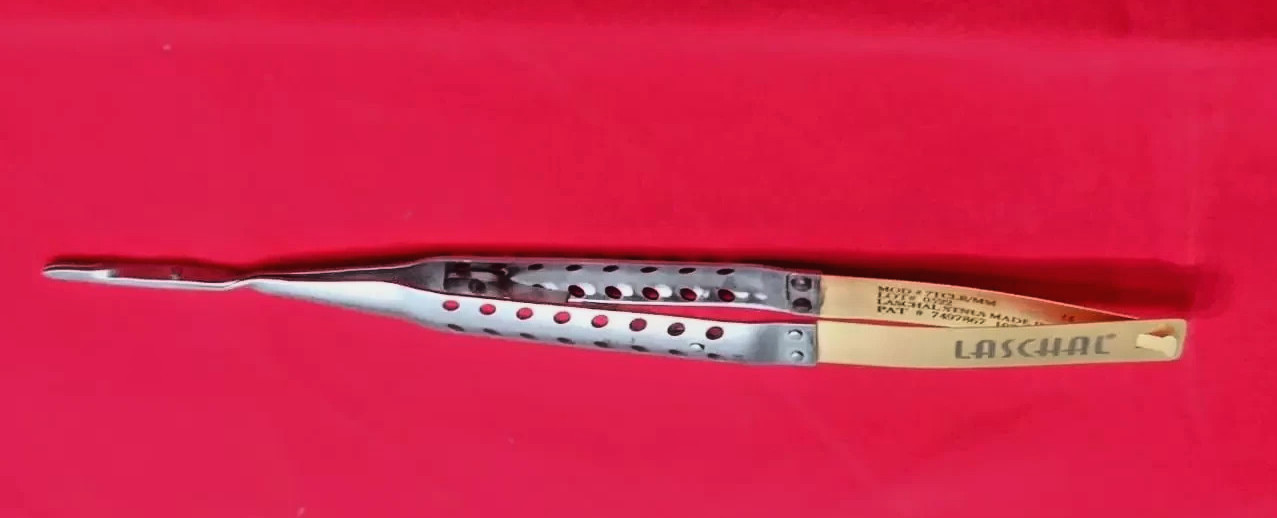 Laschal Castroviejo Needle Holder. diamond, 18CM, Straight. Used Veterinary