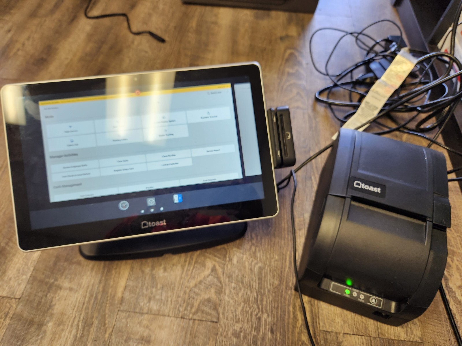 Toast Flex Point Of Sale System With Card Reader