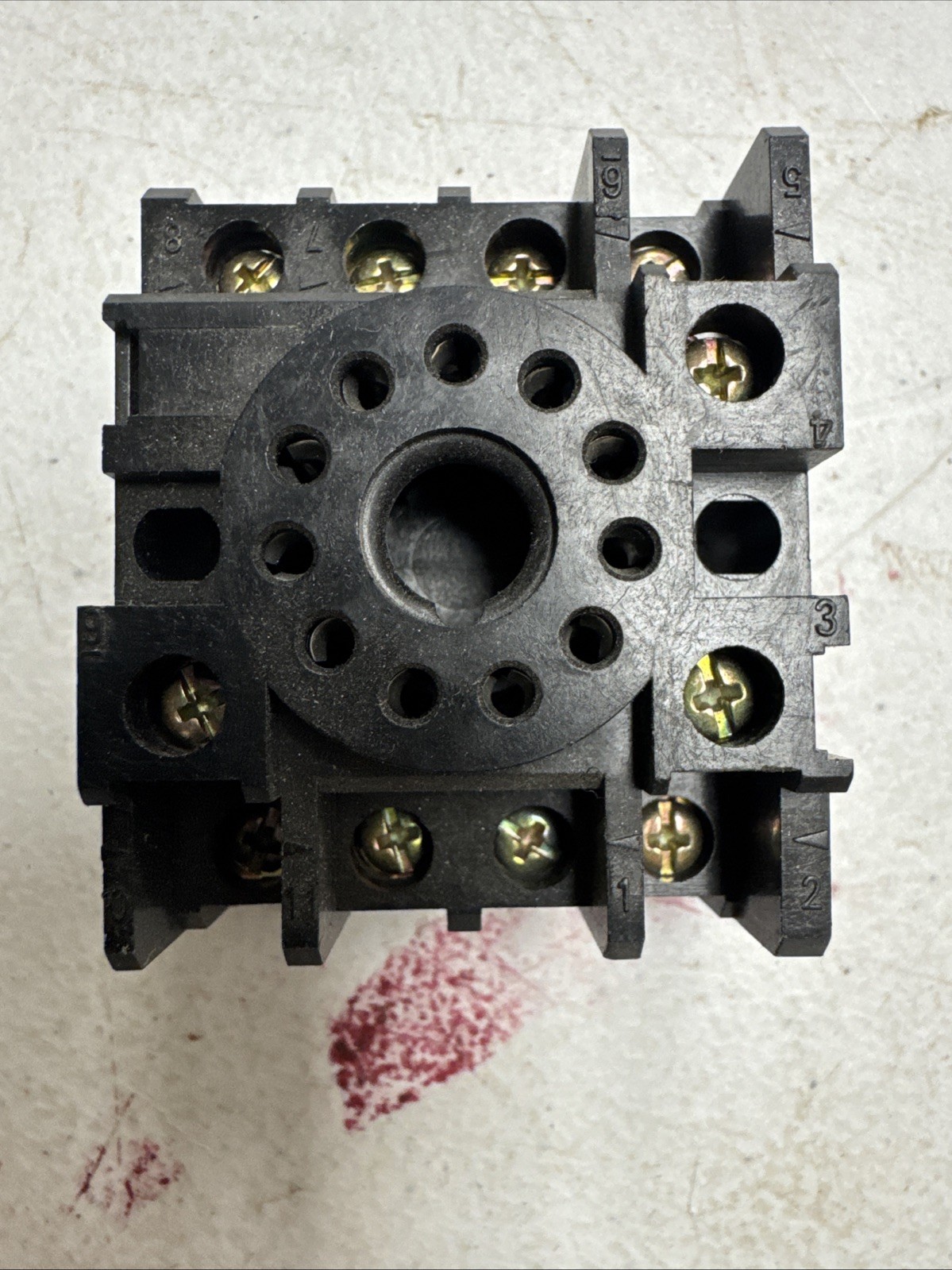 CUTLER HAMMER D3PA3 RELAY BASE - ECS