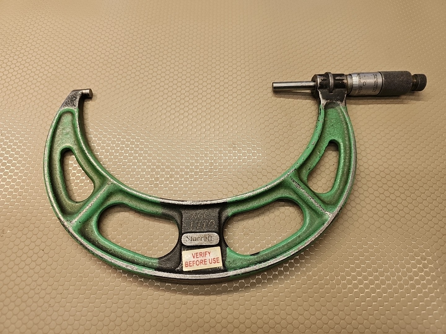 Starrett No. 436 7-8" Outside Micrometer .001" Graduation