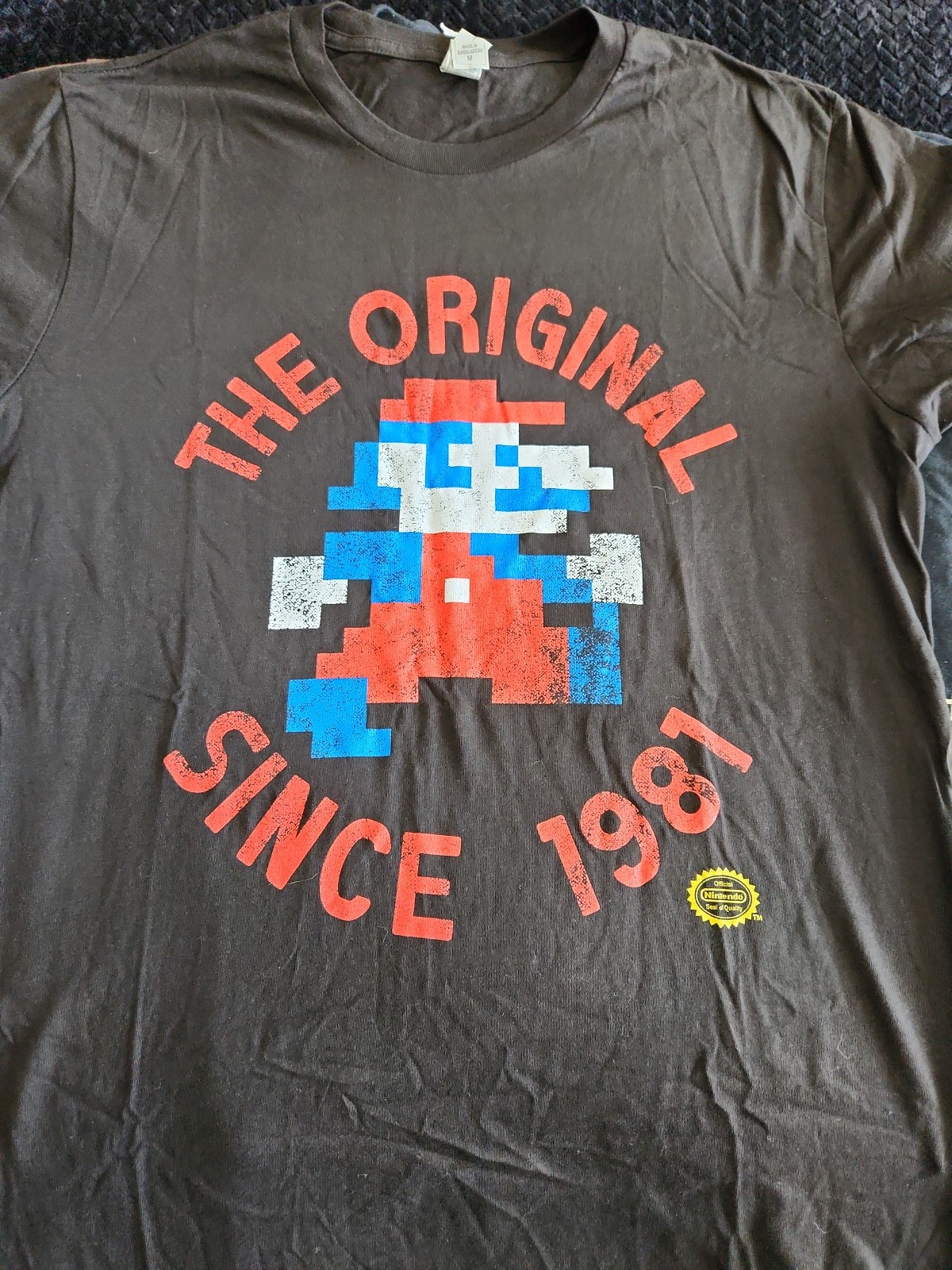 Nintendo T-Shirt NEW w/ No Tag - Size M Medium - Mario Original Since 1981