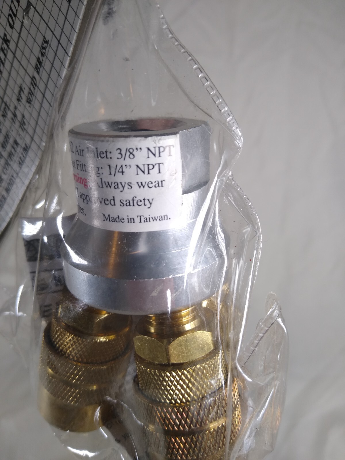 3 Way Solid Brass Manifold With 3 Quick Coupler Outlets - Inlet 3/8" Outlet 1/4"