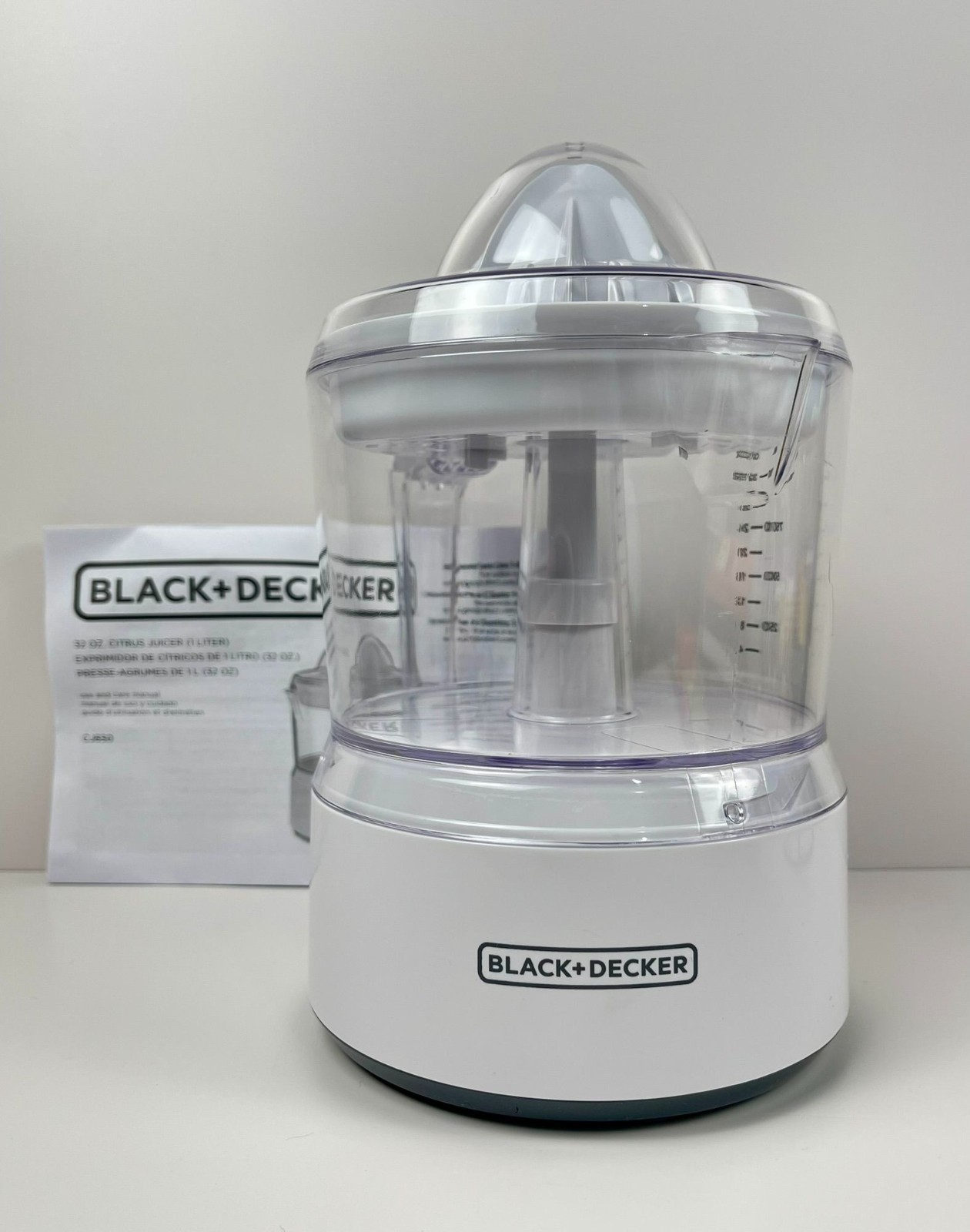 Black+Decker CJ650 NEW White 32oz Electric Citrus Juicer No Packaging
