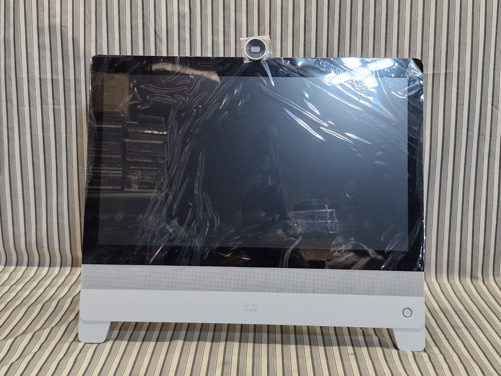 Cisco CP-DX80-K9 Desktop Video Conferencing System (New) FAST SAME DAY SHIPPING
