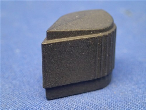KNOB MS91528-1K1B 1.36 DIA, .125 SHAFT   NEW OLD STOCK NOS