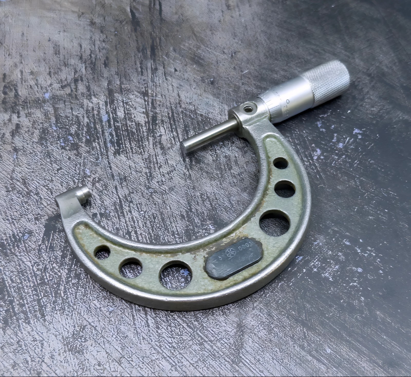 MITUTOYO 2" to 3" OUTSIDE MICROMETER - #103-217