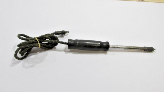 Vintage Trustworthy Electric Soldering Iron TW119  60W 120V Tested Works