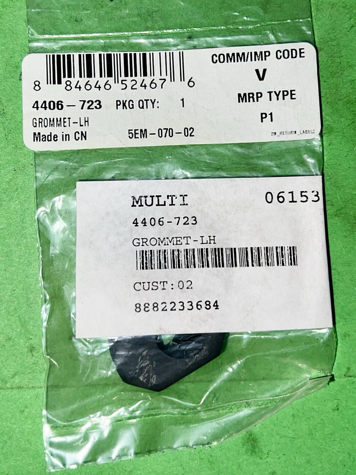 Arctic Cat OEM lh grommet 4406-723 new