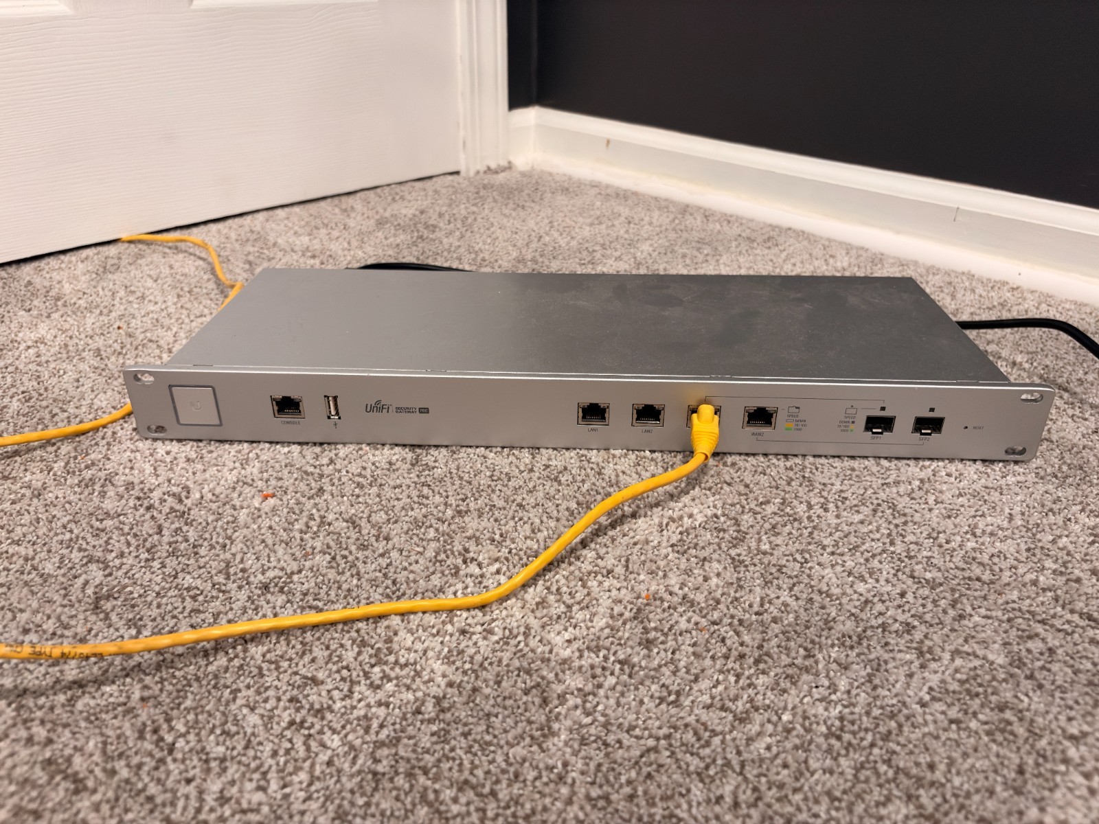 Ubiquiti UniFi Security Gateway Pro 4 USG-PRO-4 Enterprise Router Firewall VPN