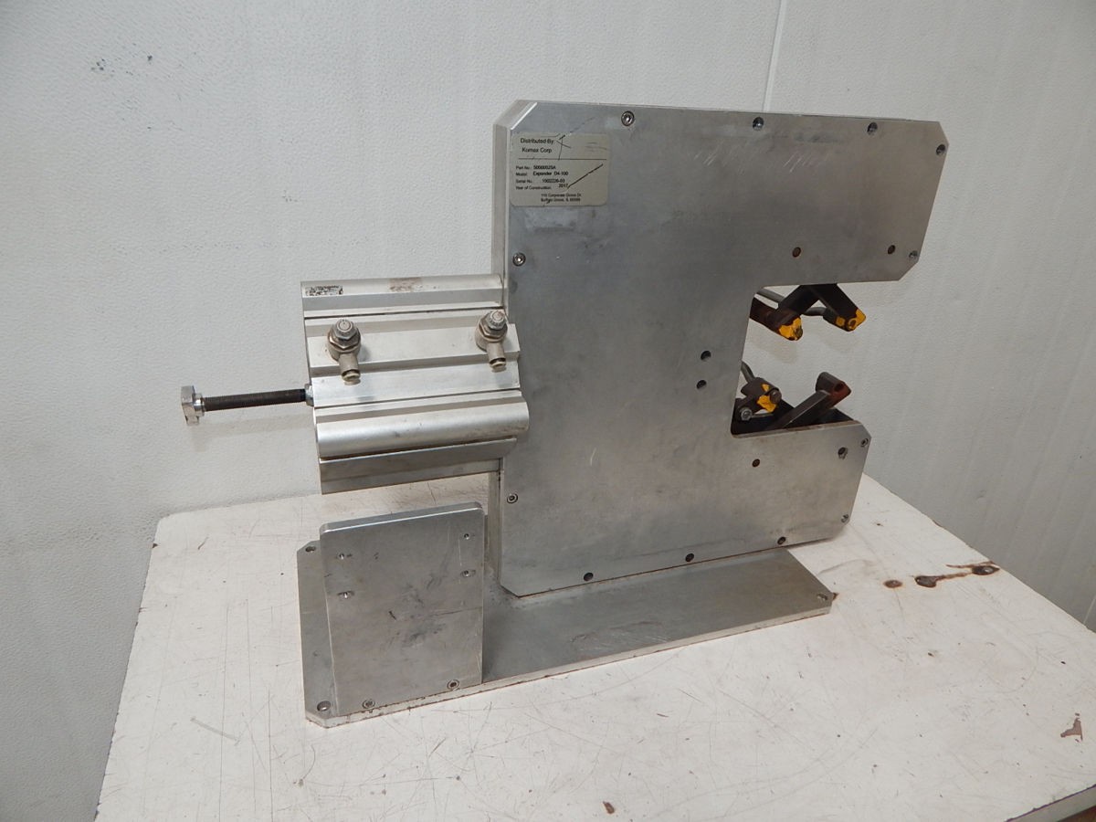 KOMAX D4-100 GROMMET EXPANDER M5659