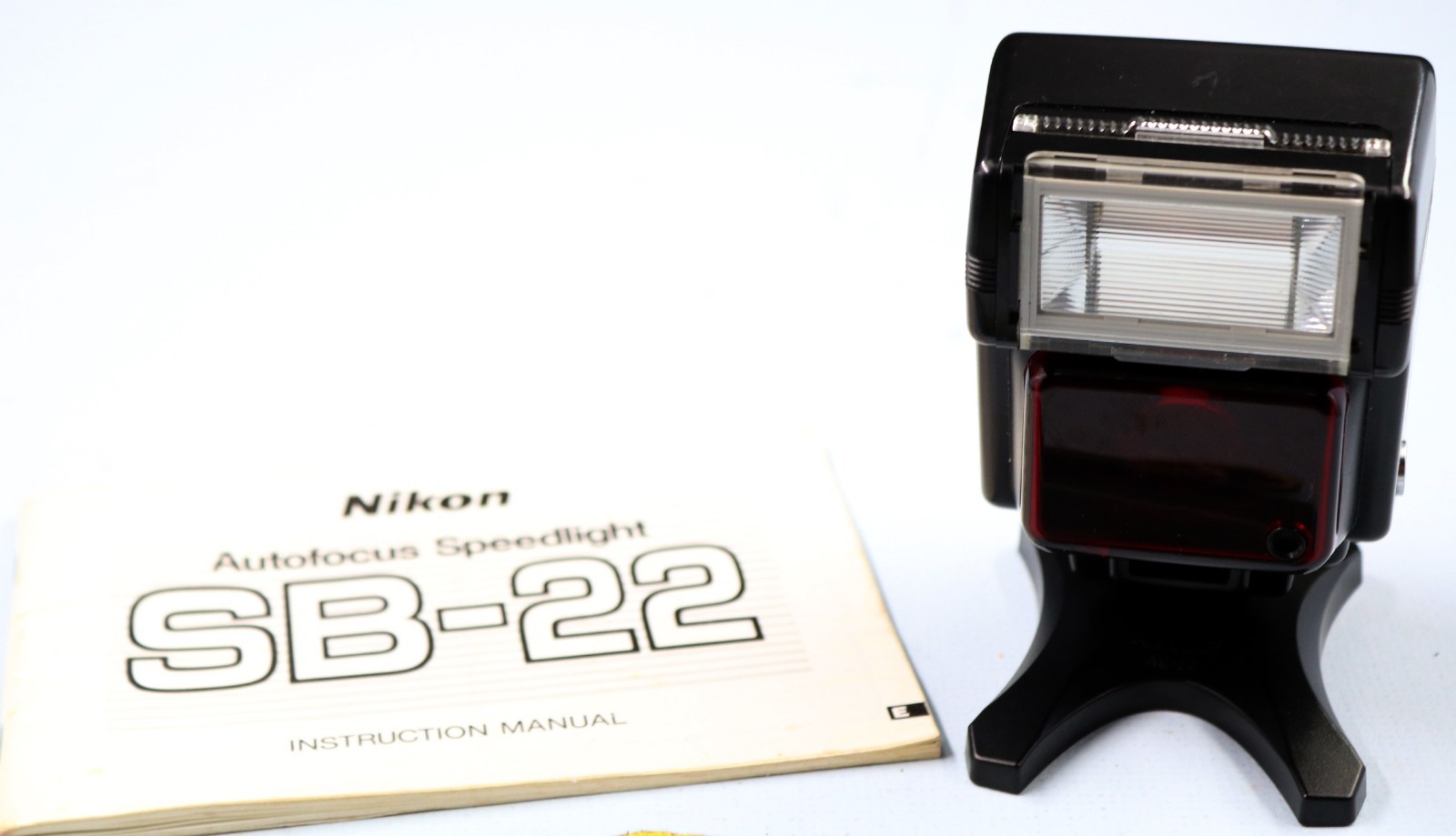 NEAR MINT Nikon Speedlight SB-22 Shoe Mount Flash JAPAN Tested Working Well w/Bk