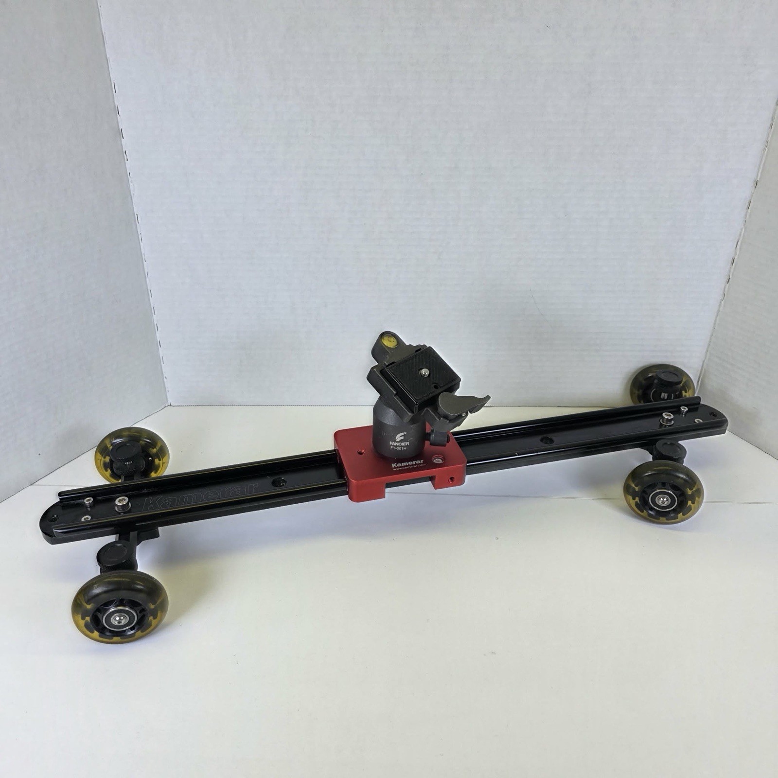 Kamerar Slider Dolly SD-1 with Skater dolly wheels and 360 degree ball head