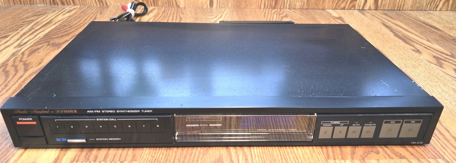 Vintage Studio Standard by Fisher AM/FM Stereo Synthesizer Tuner Model FM-272 VG