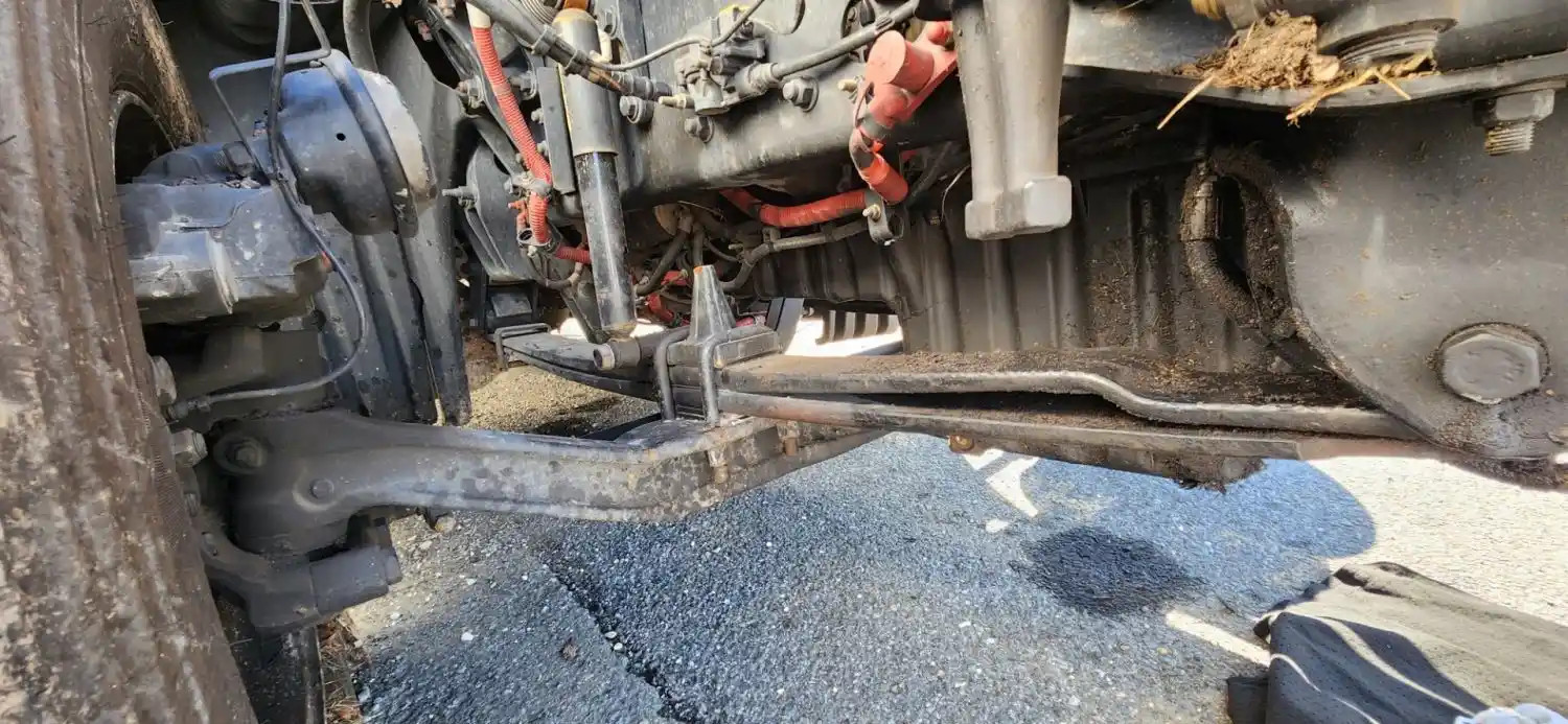 (Used) 2020 Freightliner Cascadia 126, FRONT LEAF SPRINGS Front Leaf & Springs