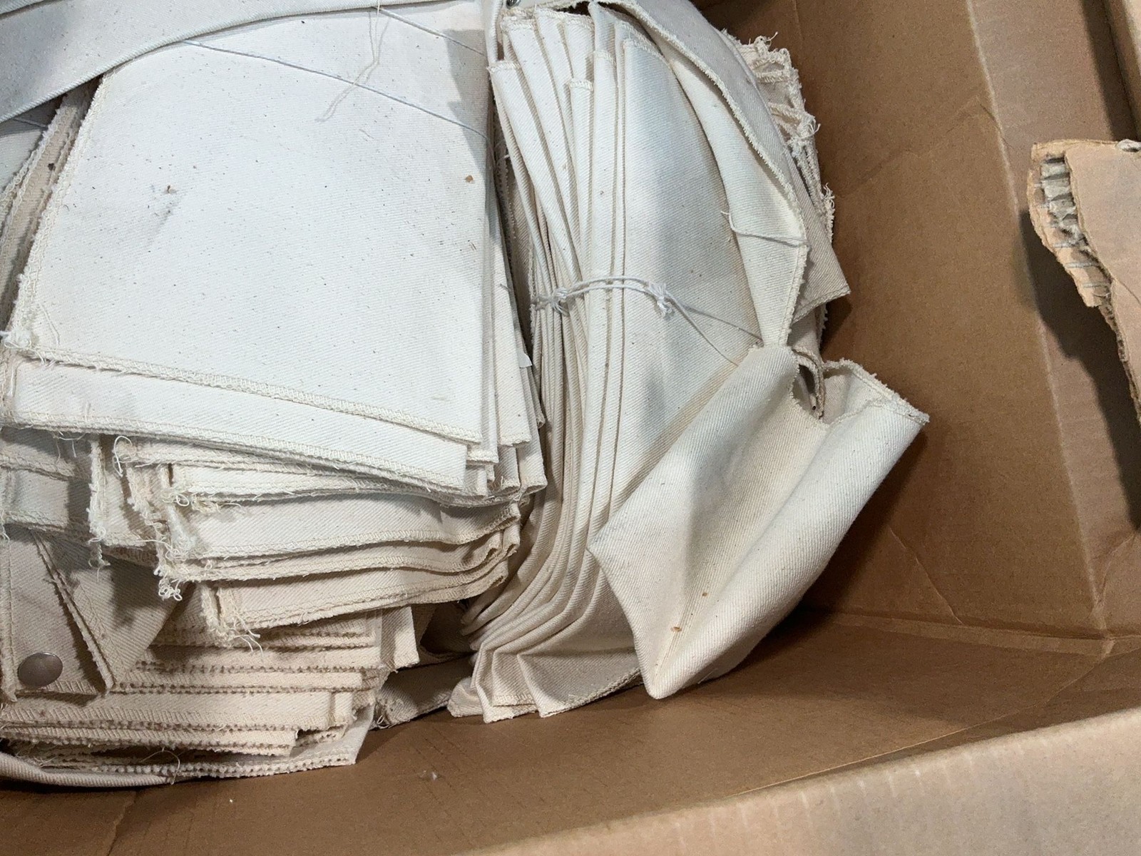 PROTECTIVE SLEEVES
