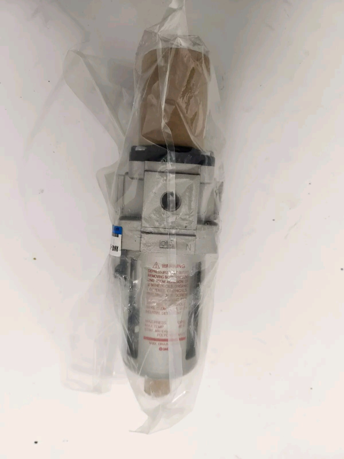 SMC AW40-N02E-1Z Filter Regulator 1/4" NPT Port Size