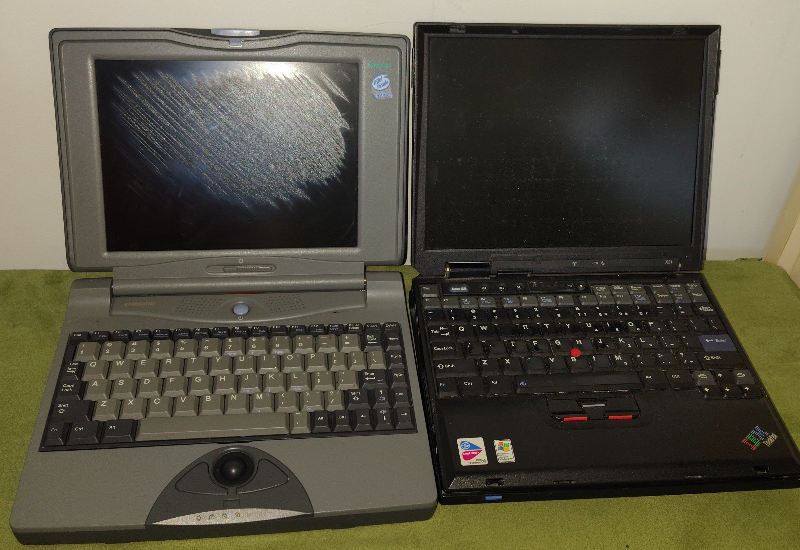 Lot of 2 UNTESTED Vintage Laptops 90's 2000's IBM Thinkpad X32 Samsung SENS 800
