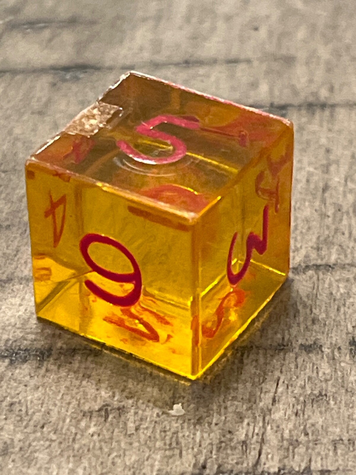 Vtg Armory d6 yellow gem w/ fresh red rpg ad&d beveled edge dice 123124@