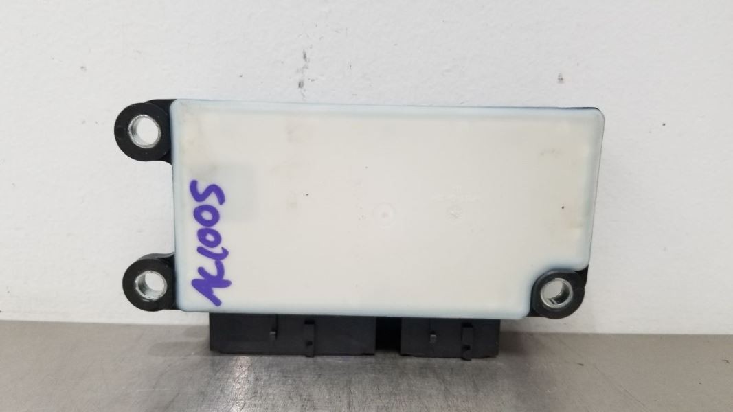 15 CHEVY SILVERADO 2500 SRS BAG MODULE 13584587