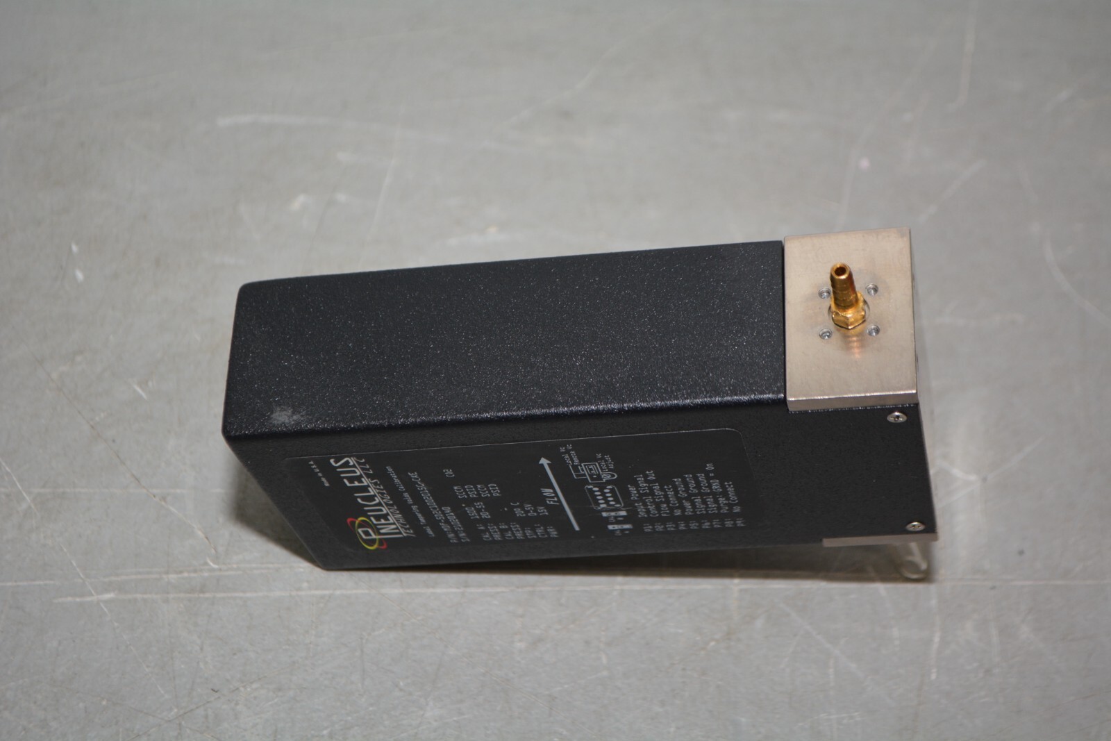 ^ Pneucleus MDF-5D2C1002015C-CAE MediFlo Mass Flow Controller #X4071
