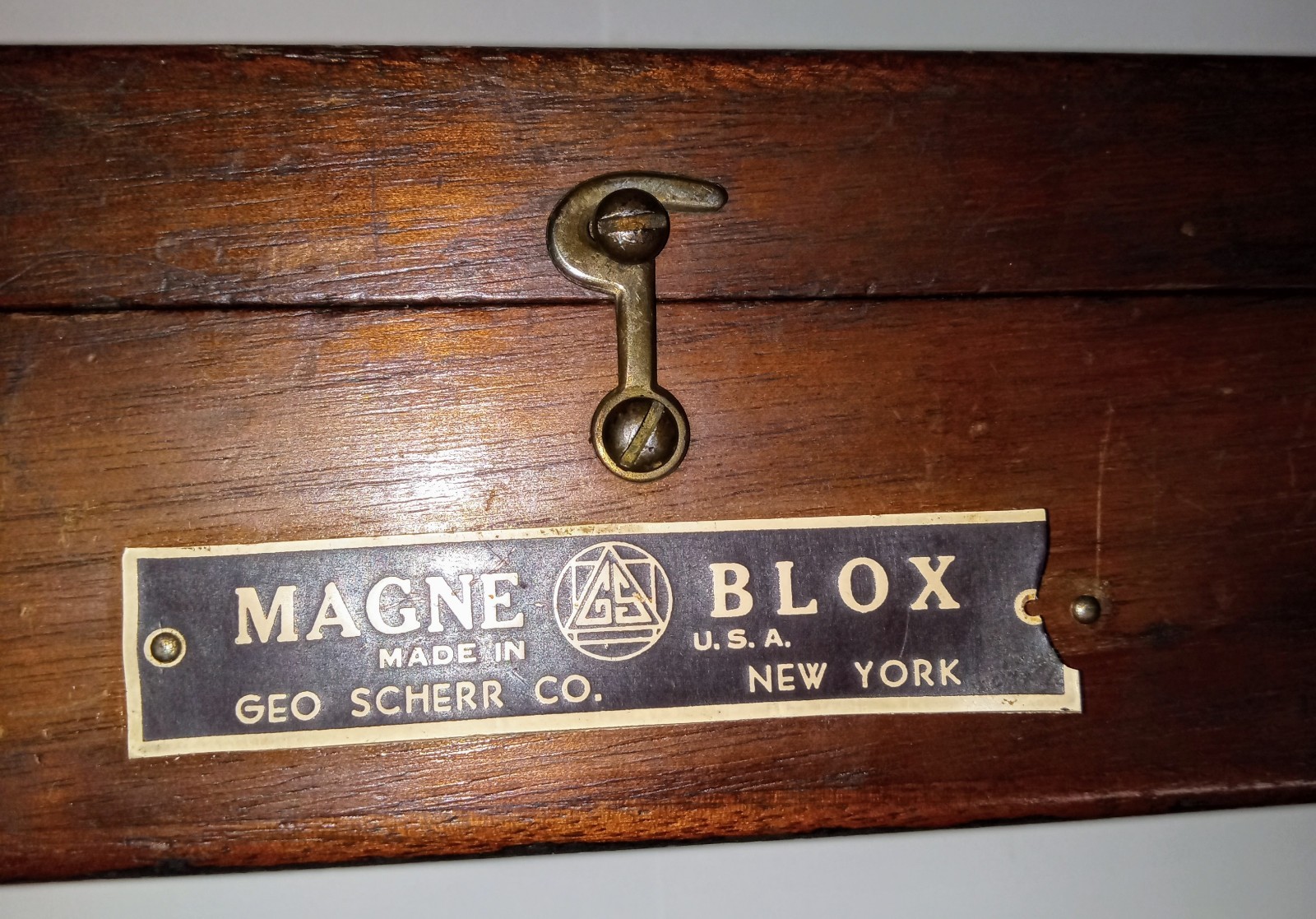 Vintage Magne Blox Wooden Case