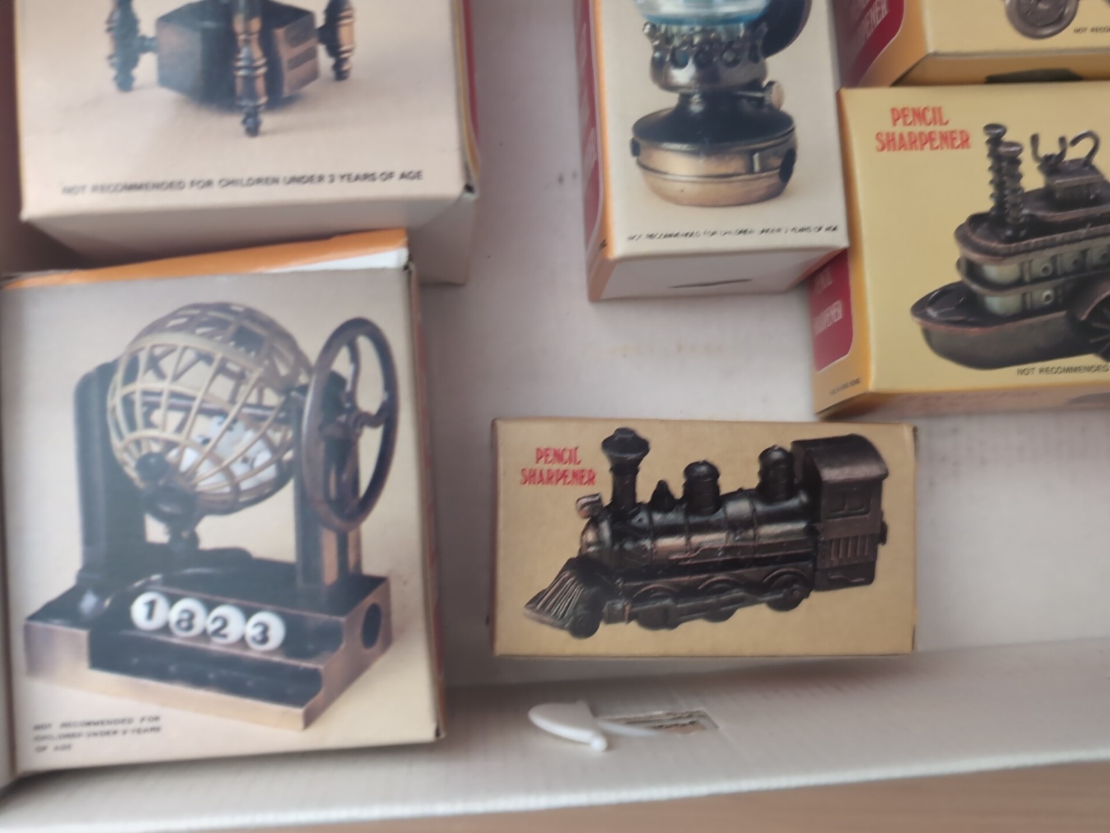Case Die Cast Pencil Sharpener Collection Antique Miniatures New