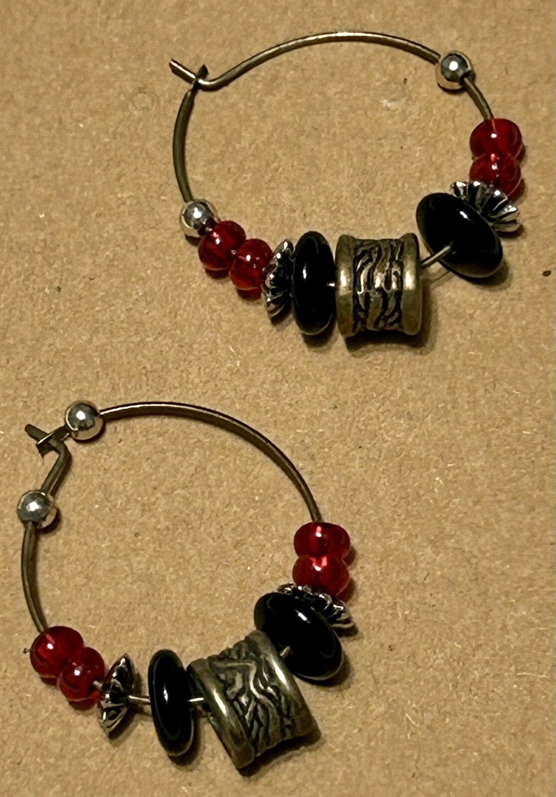 Vintage Hoop Gold Tone Red, Black & Brown Latch Back Earrings