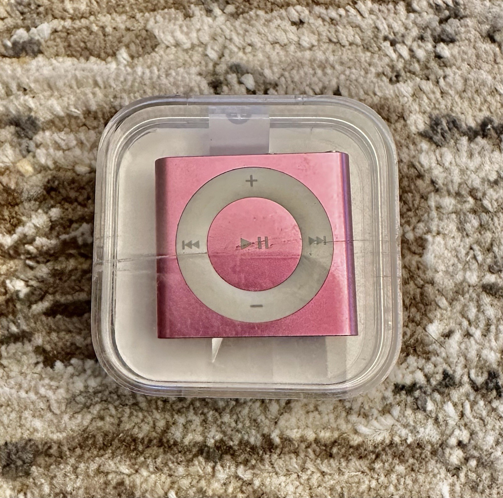 iPod Shuffle 4th Generation 2GB…Pink. Mint Condition.