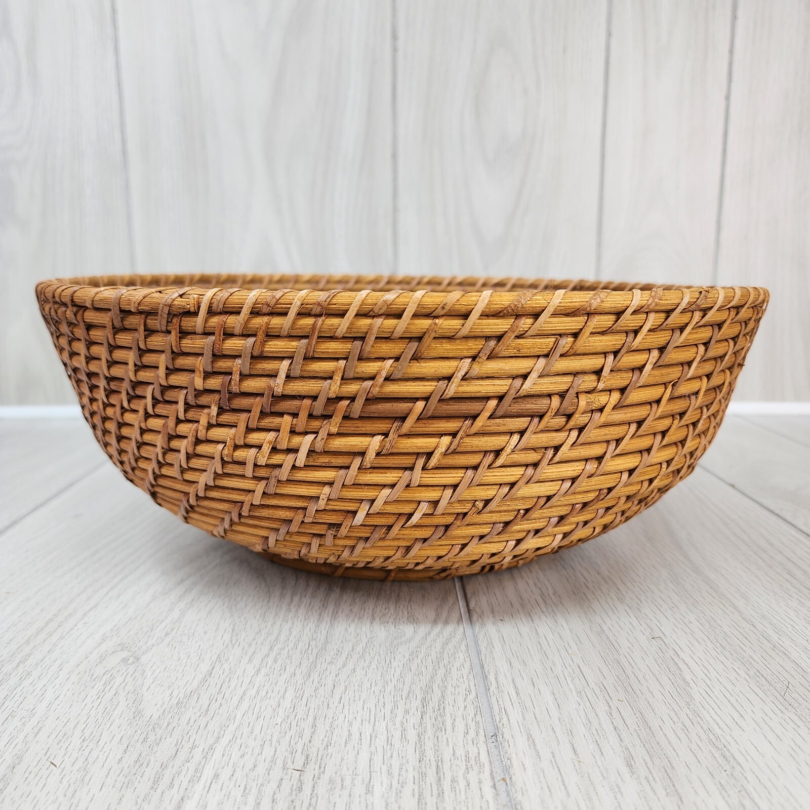 Boho Wicker Woven Fruit Basket United Wood Base Wide Oval Serving Storage 13x5