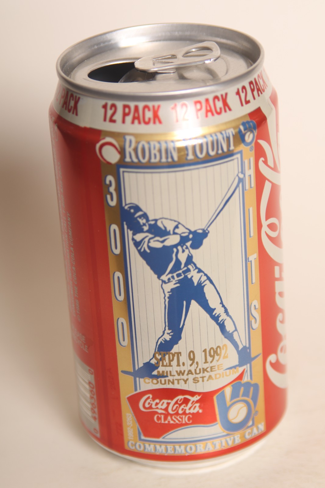 Coca-Coke soda can - Robin Yount 3000 hits