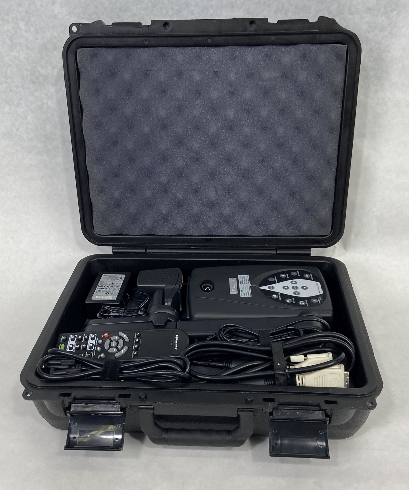 AVerMedia AVerVision355AF Portable Document Camera + Case