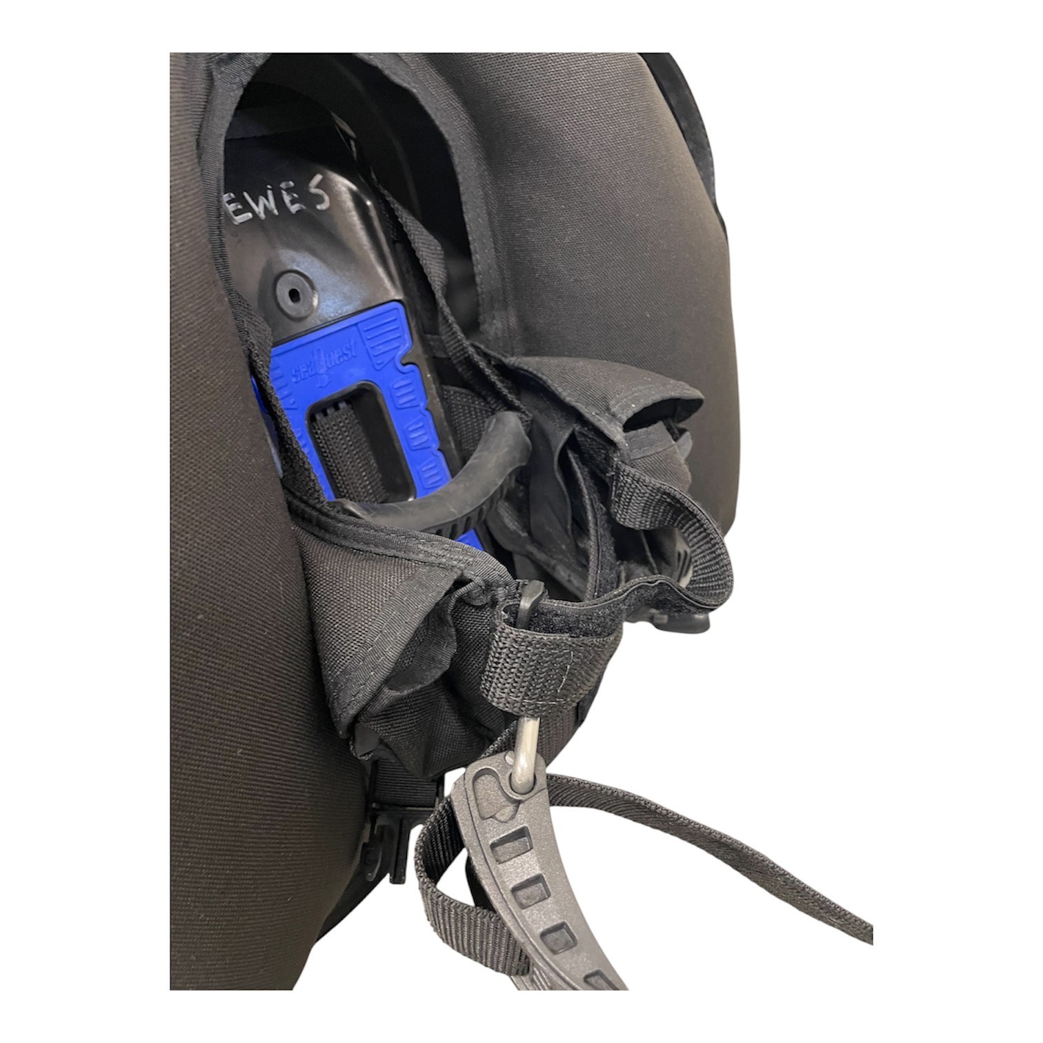 SeaQuest ML Scuba Diving BCD Buoyancy Compensator w/AirSource USED